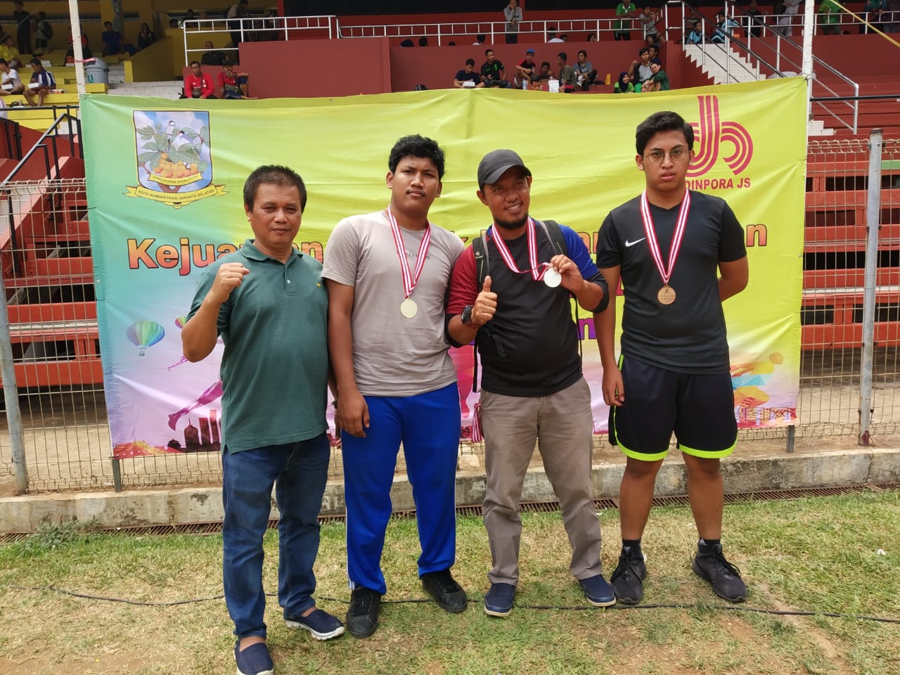 SMA Islam Harapan Ibu Meraih Juara II Lomba Tolak Peluru