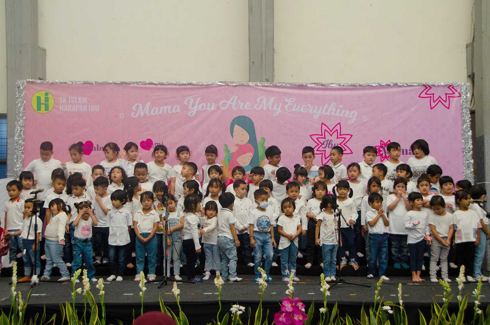 Pensi TK Islam Harapan Ibu Membuat Haru Wali Murid