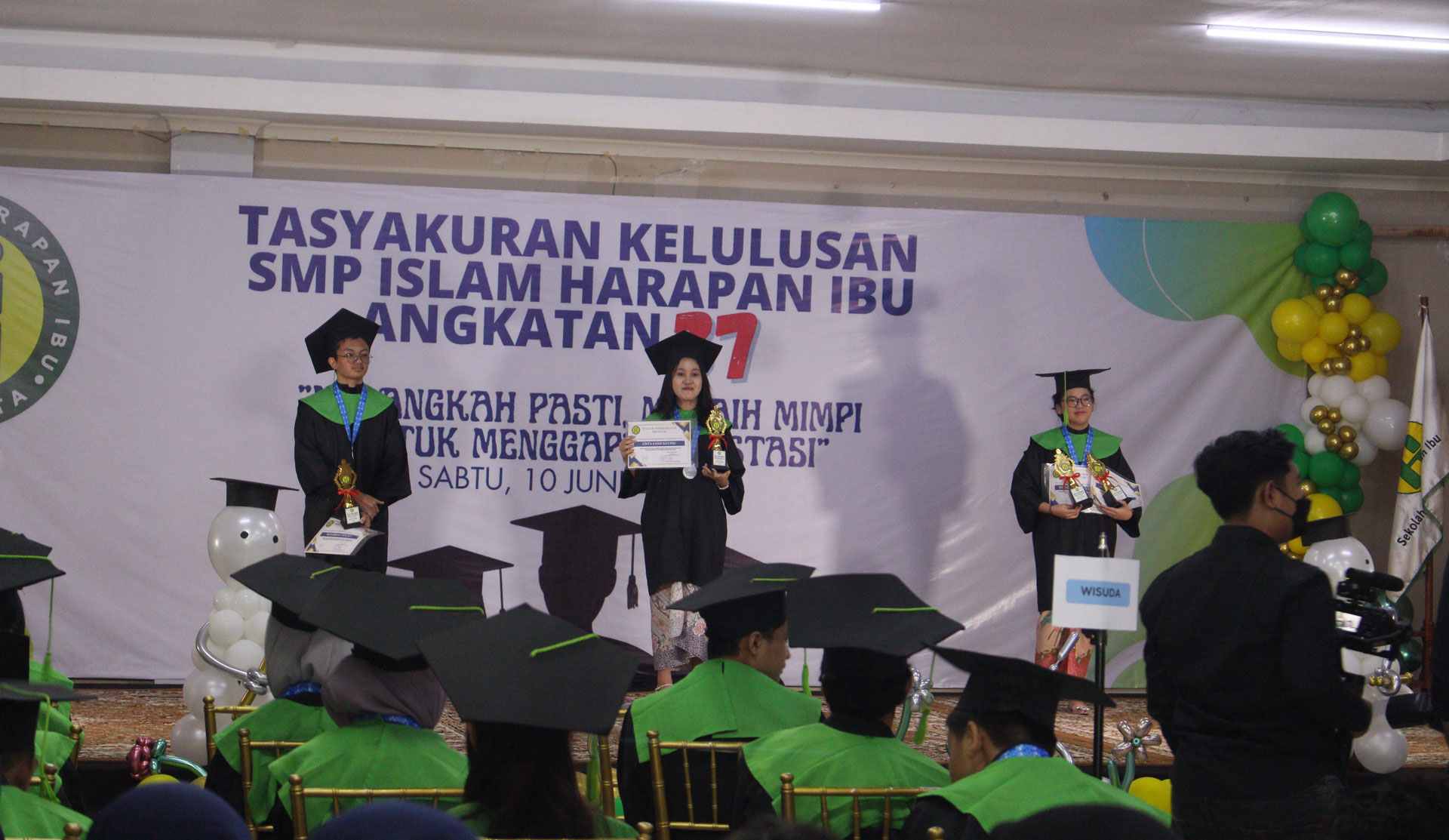 Wisuda dan Pelepasan SMP Islam Harapan Ibu Angkatan Ke-37