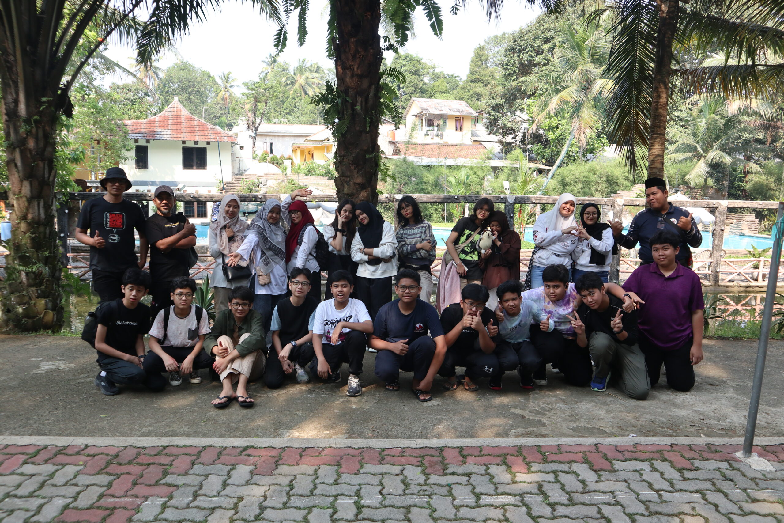 Membangun Karakter Kepemimpinan Pada Siswa SMP HI Dilaksanakanya Kegiatan LDKS