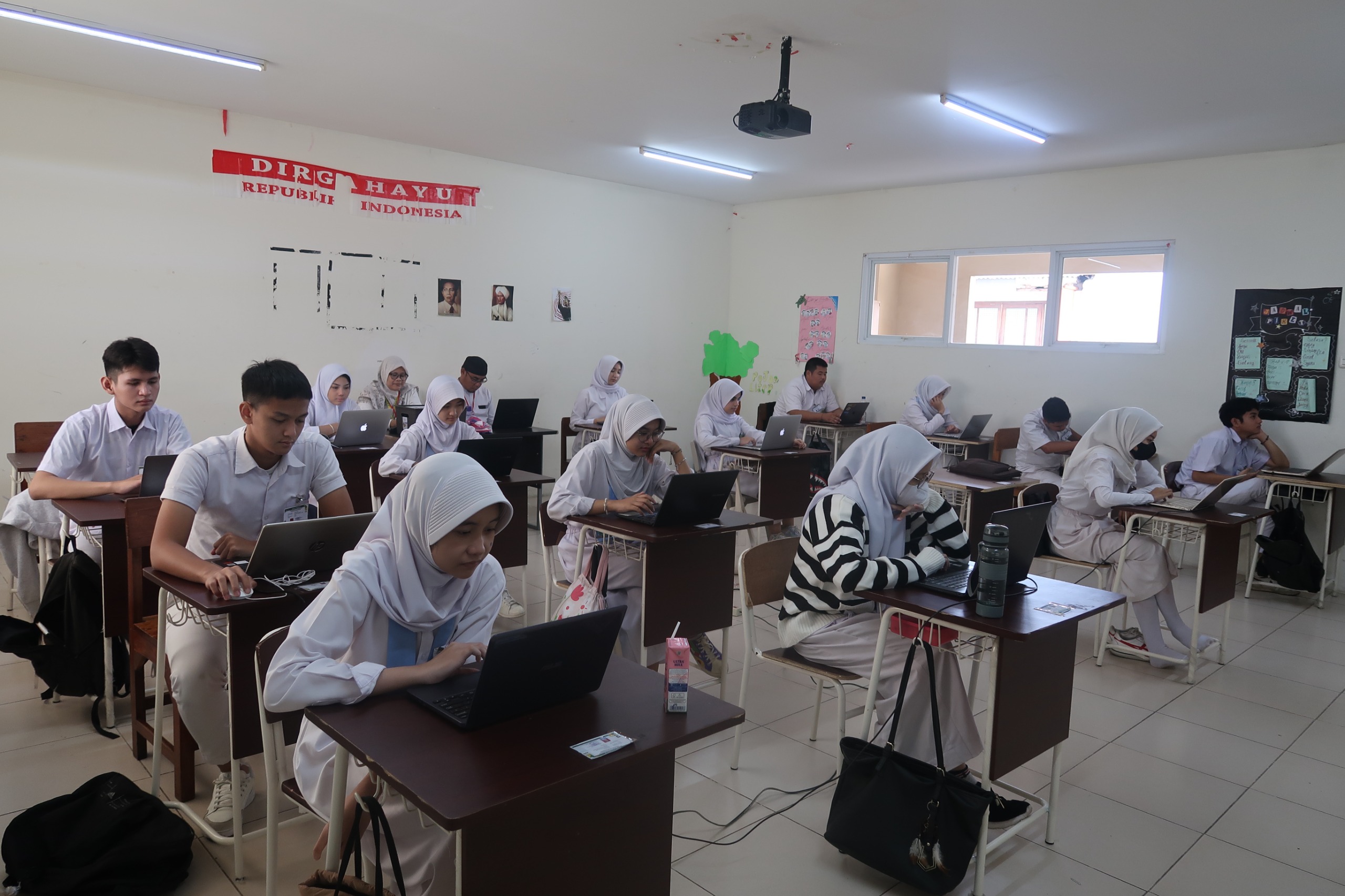 DATA KELULUSAN PESERTA DIDIK TAHUN AJARAN 2023/2024
